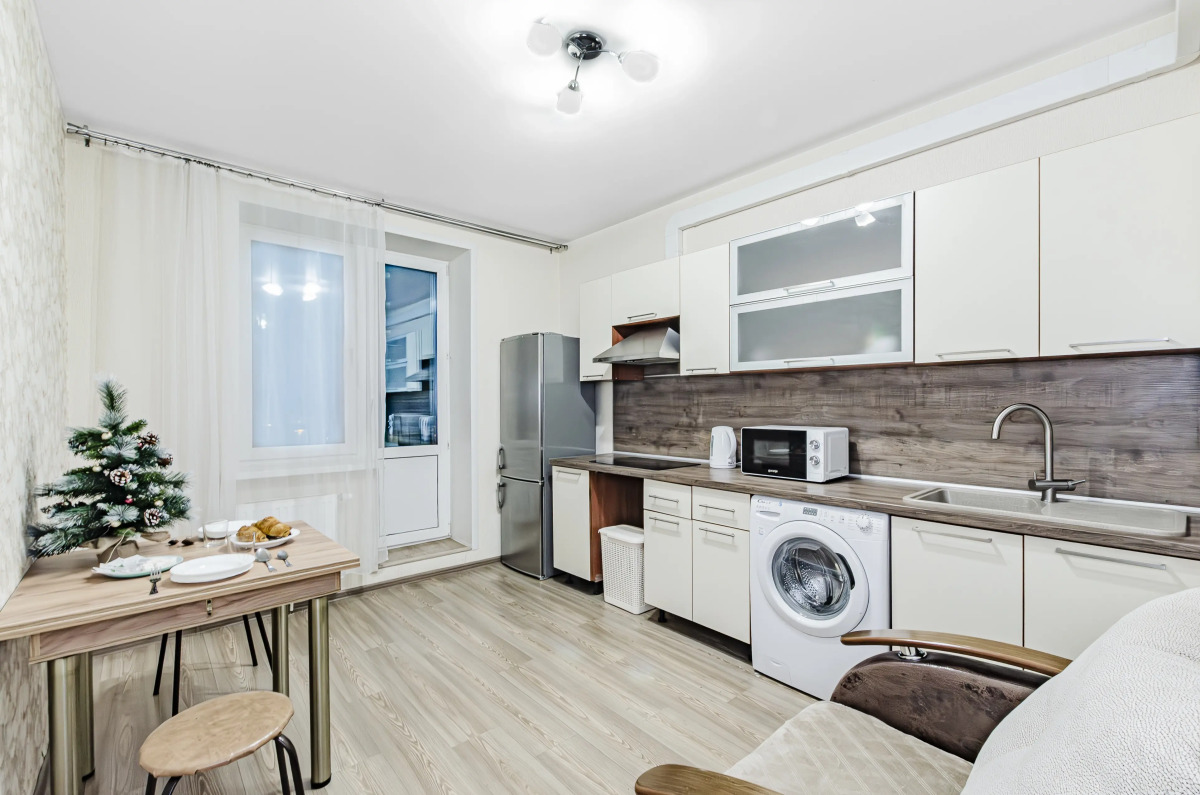 Квартира на Рауса Гареева 102 корпус 2