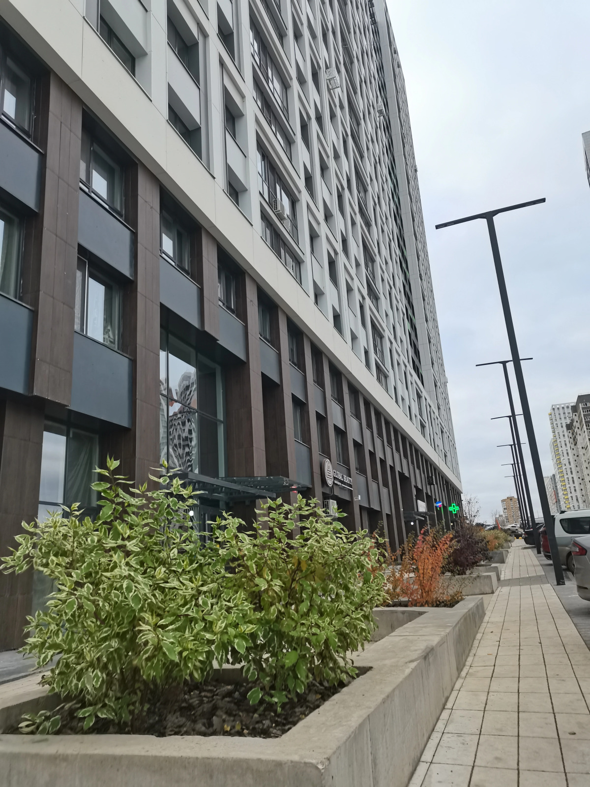 Апартаменты Еsenia Home - White Horce