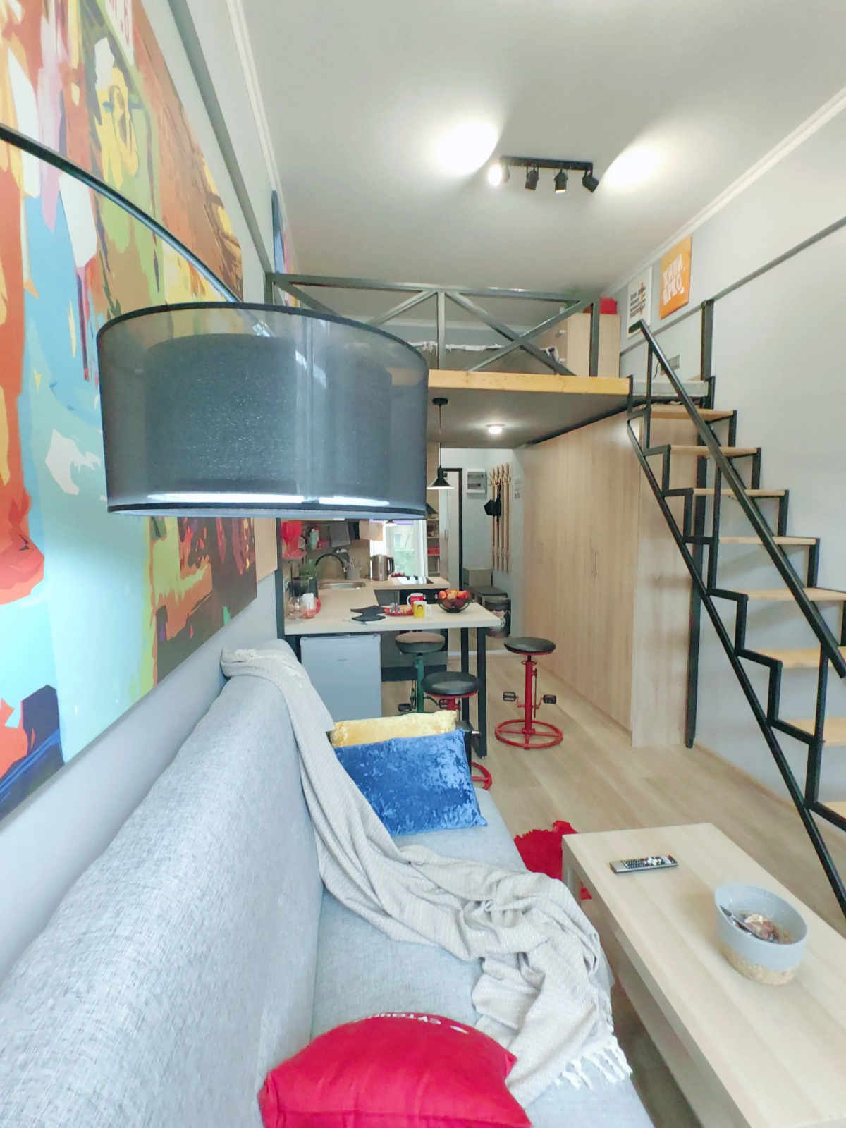 Апартаменты Art Loft Romanoff