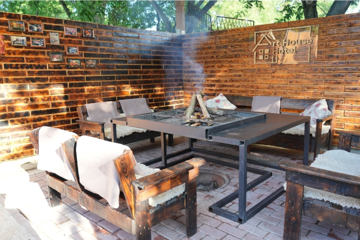 Отель Art House Hotel