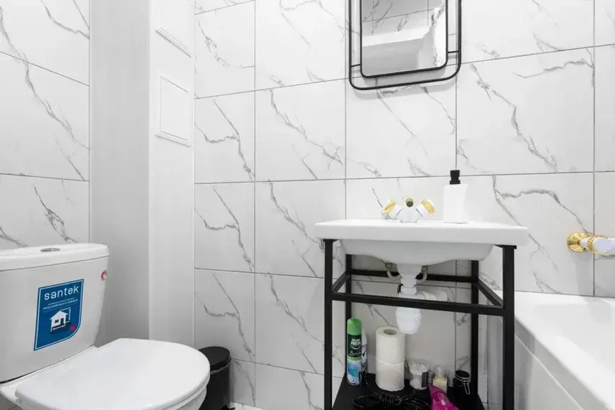 Апартаменты двухкомнатная квартира на Восстания 3-5