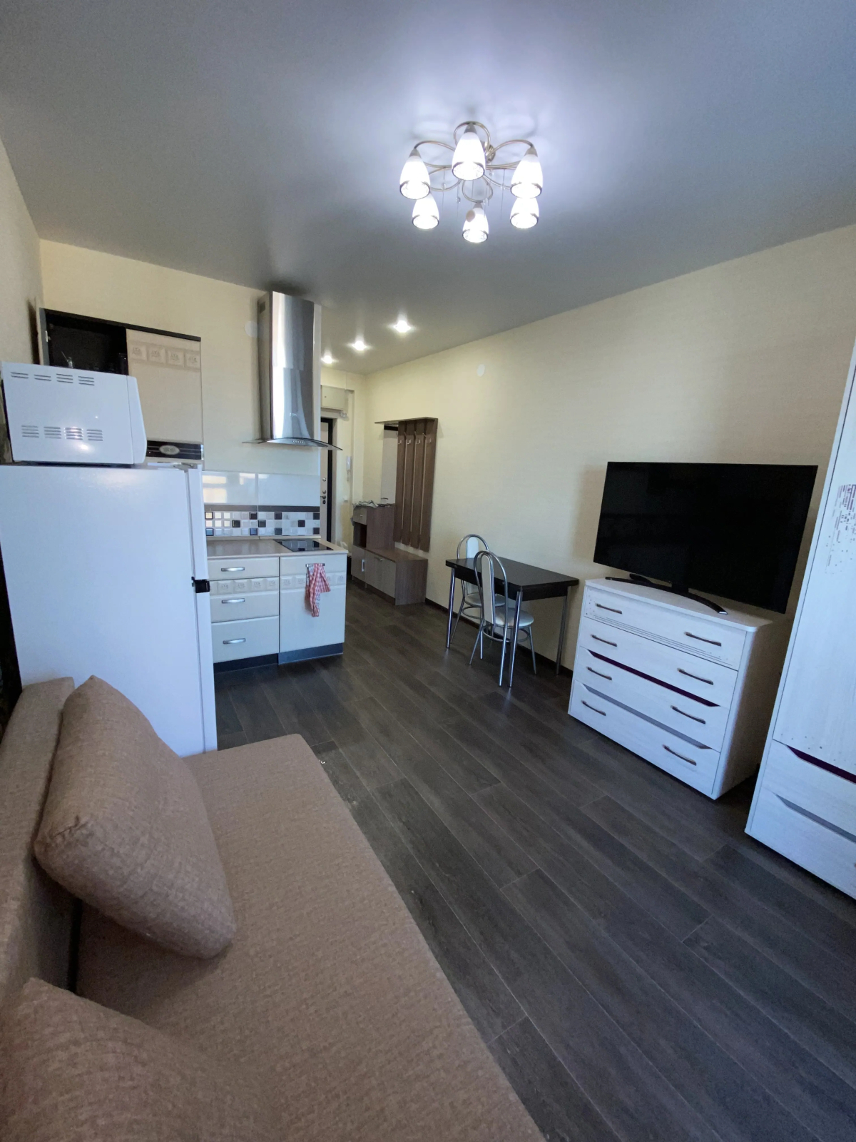 Квартира Уютная студия Дружба 4/2