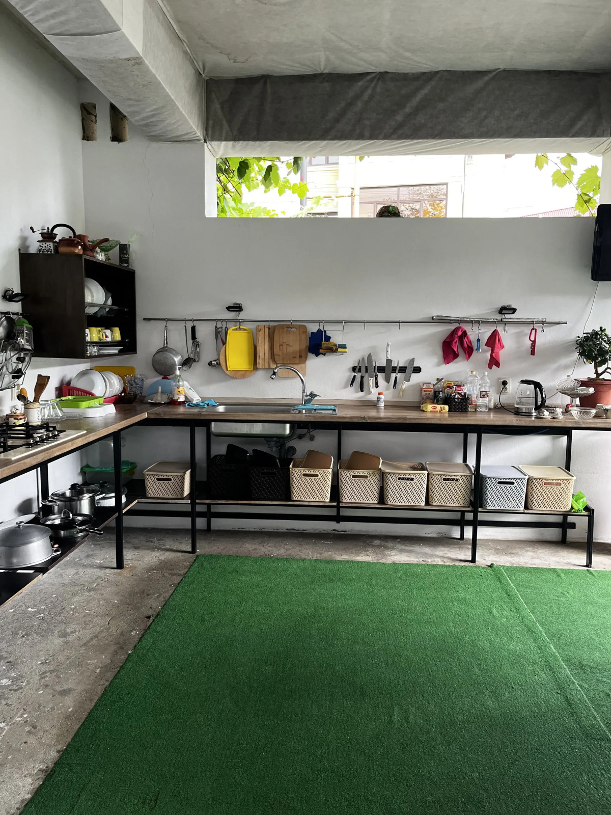 Апартаменты Стандартные трехместные с ванной комнатой