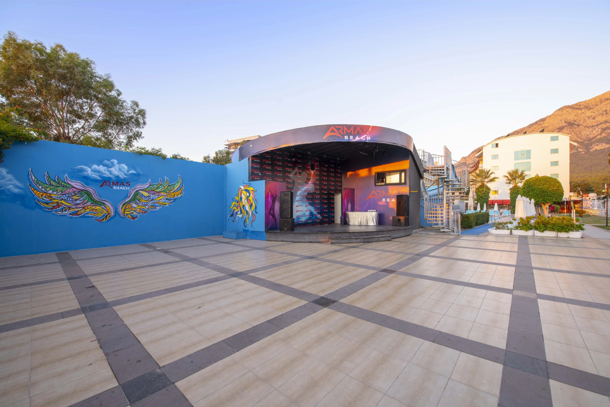 Отель Armas Beach
