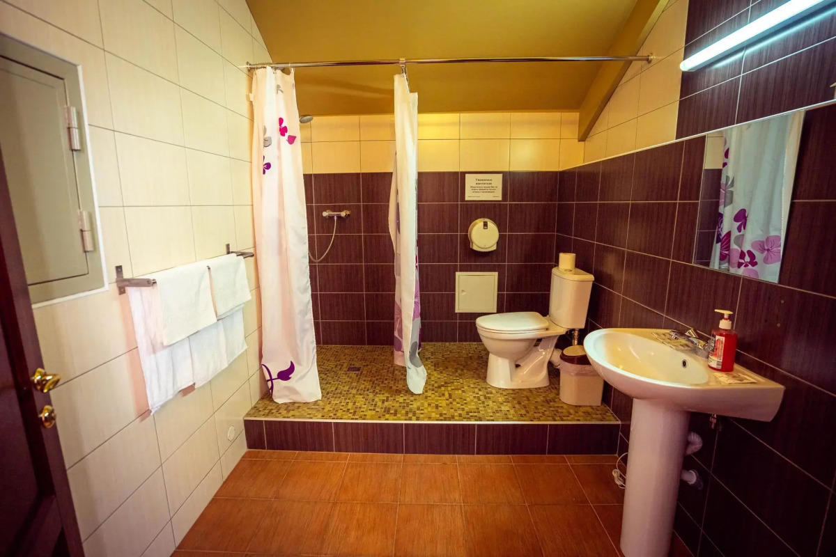 Отель Саврасовская