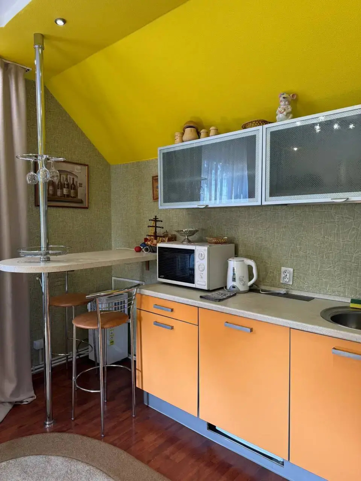 Гостевой Дом  У Звонницы монастыря с баней