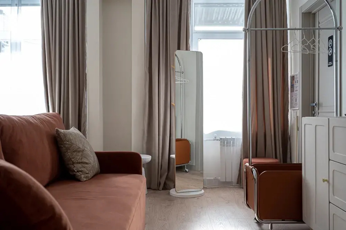 Апартаменты с дизайнерским ремонтом на центральной улице (до 4х гостей)