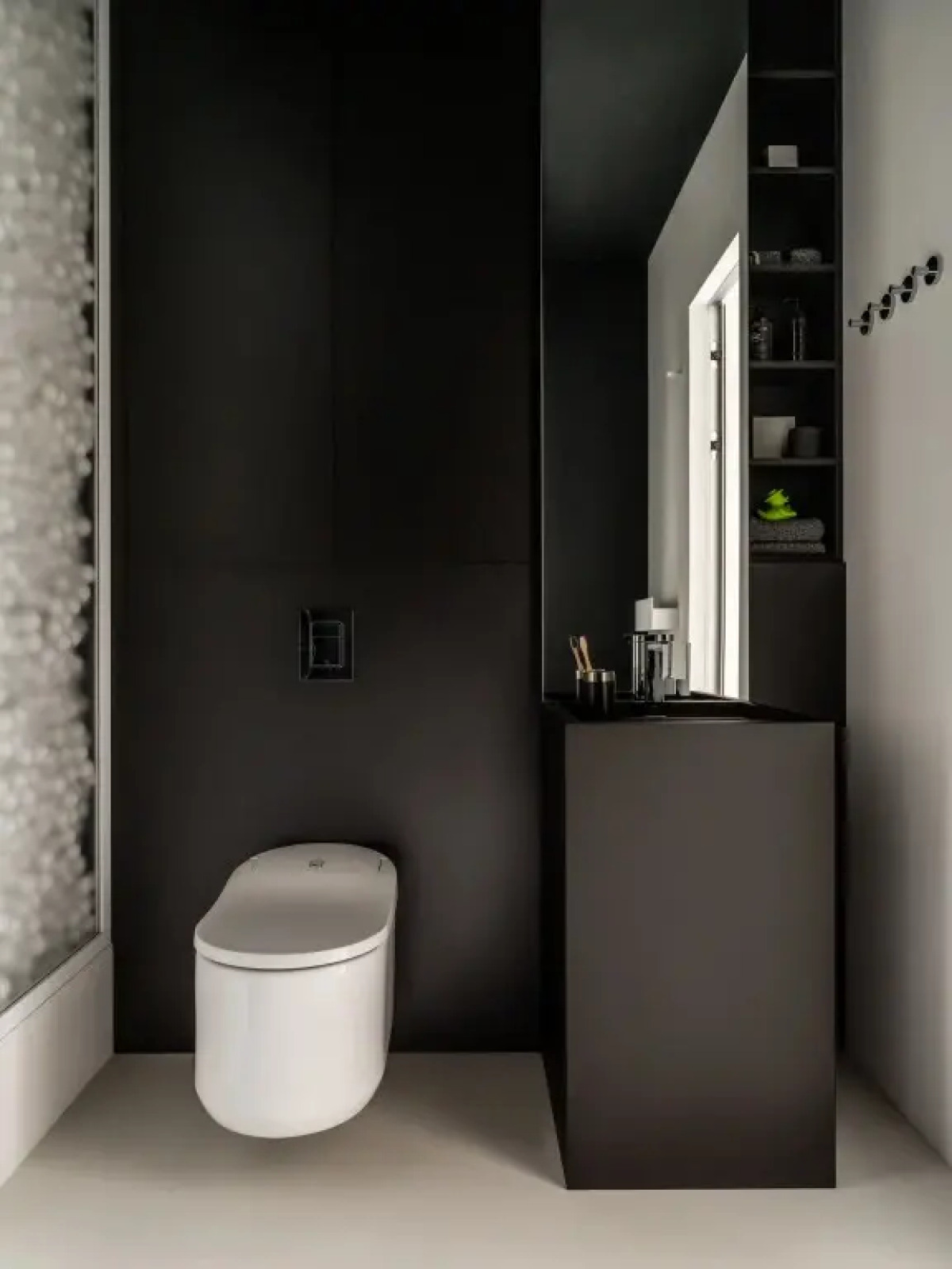 Стильный апартамент с видом на башни на 39 этаже