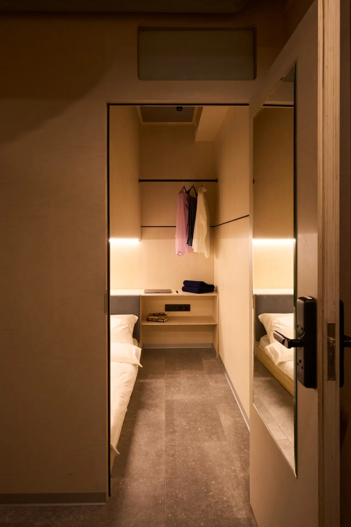 Хостел Morfeus Capsule Hotel