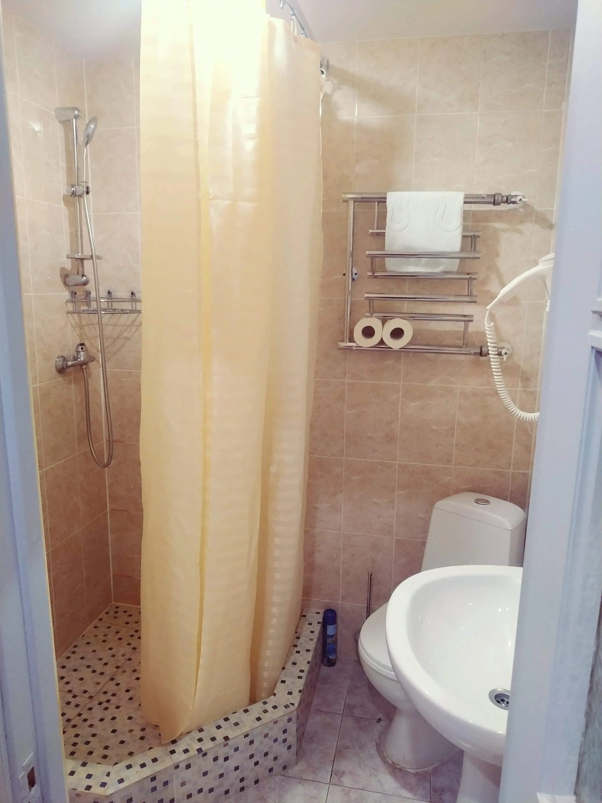 Отель Крона