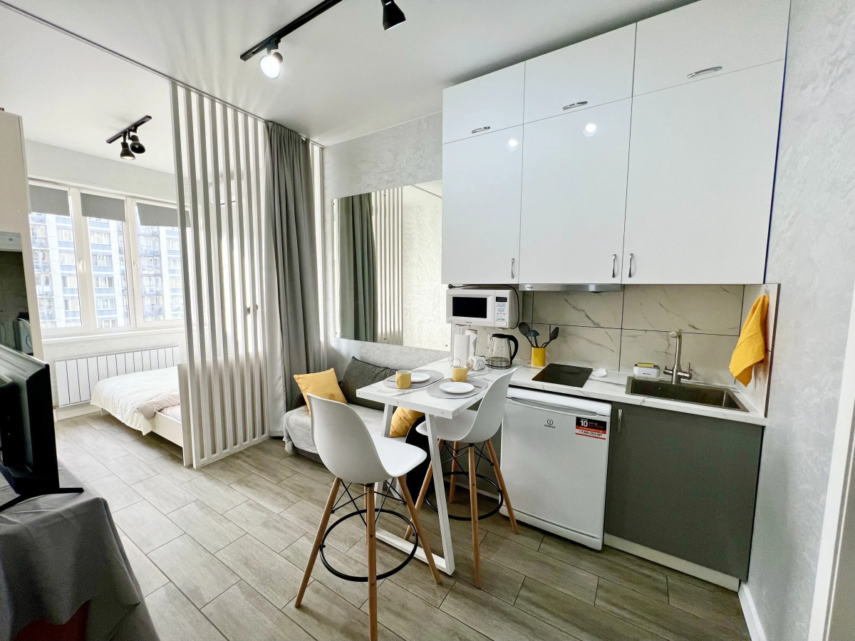 Квартира Светлая и уютная студия в центре города