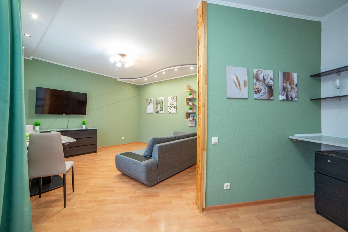 Апартаменты Бажова 68