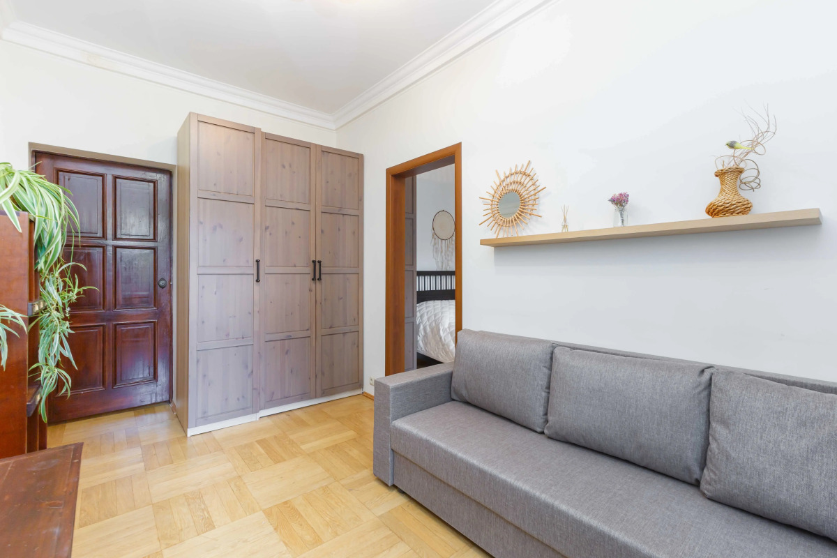 Квартира Апартаменты на Патриках в парижском стиле