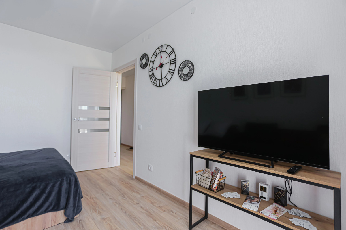 Апартаменты У нaс лучше, чeм дoма Sanset Героев Донбаса 10 кв 274