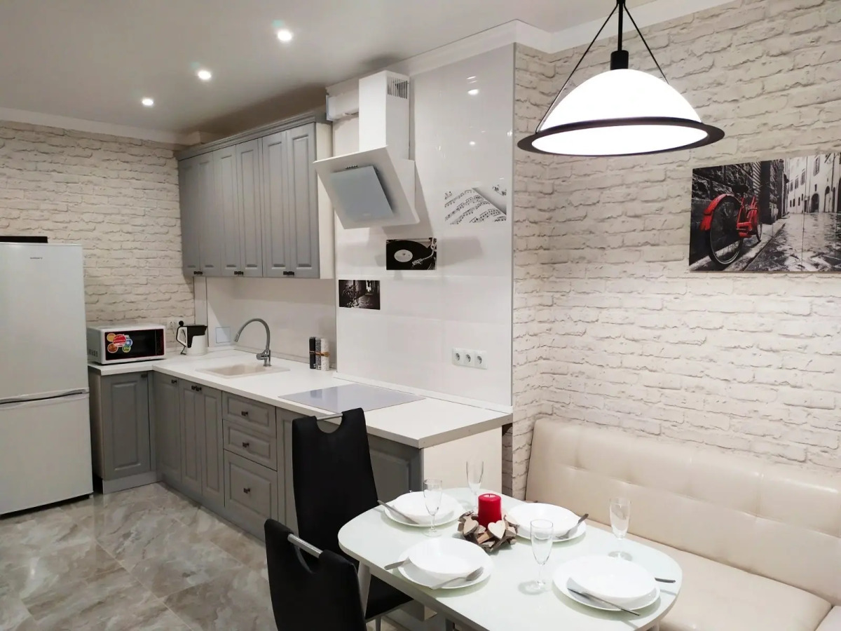 Улучшенные двухкомнатные апартаменты в центре