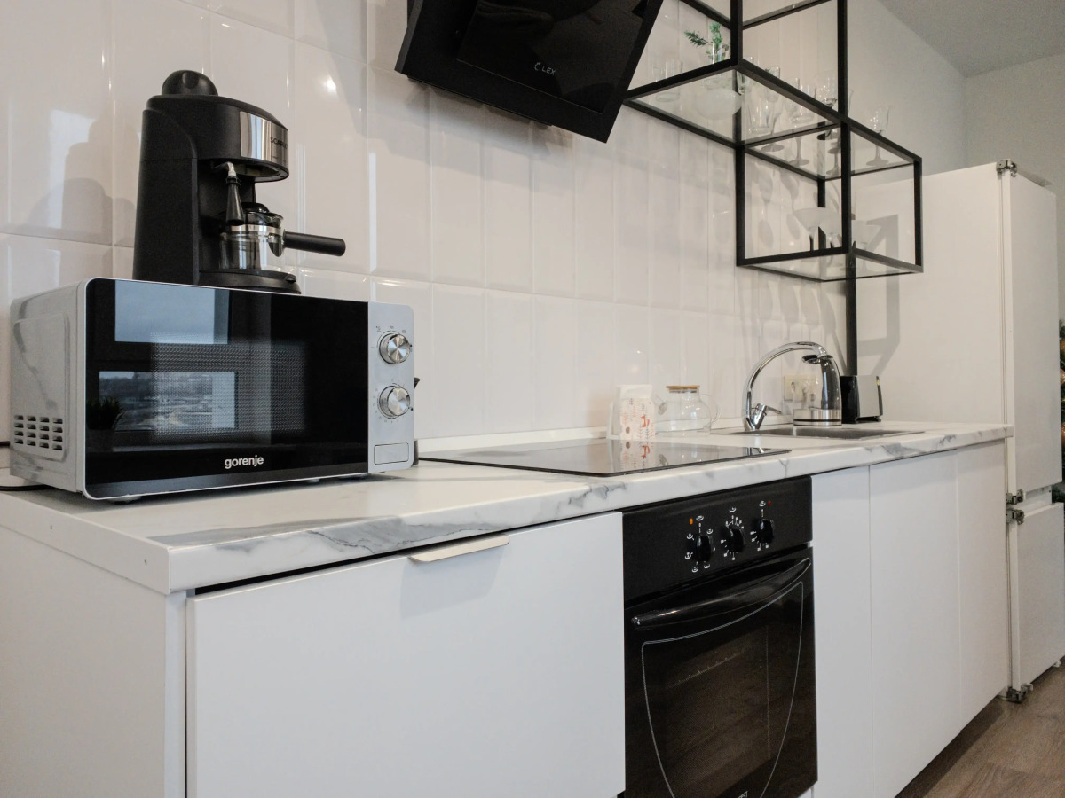 Апартаменты в ЖК Аквамарин у ТЦ Аквамолл 1307