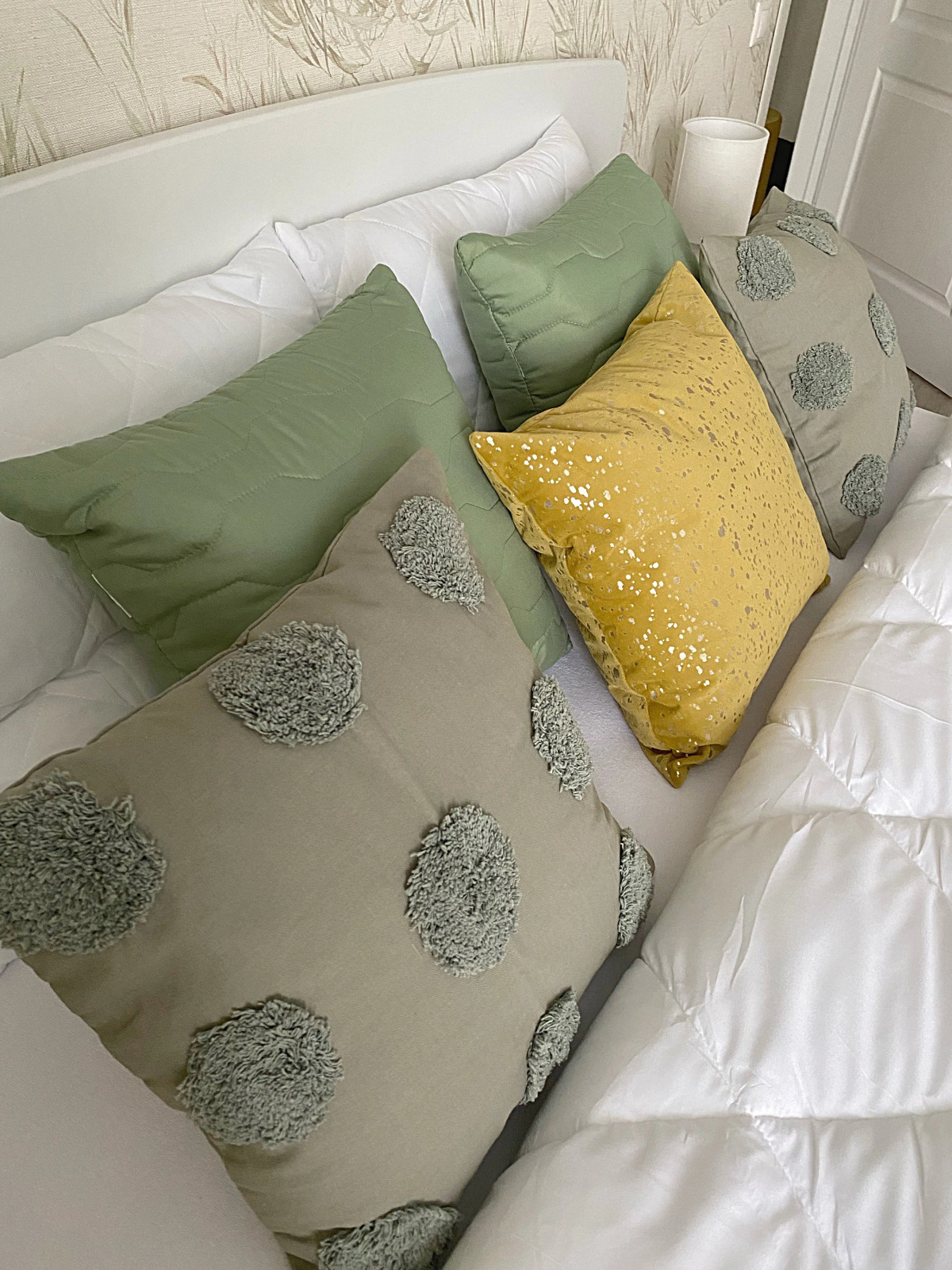 Апартаменты на Снежной