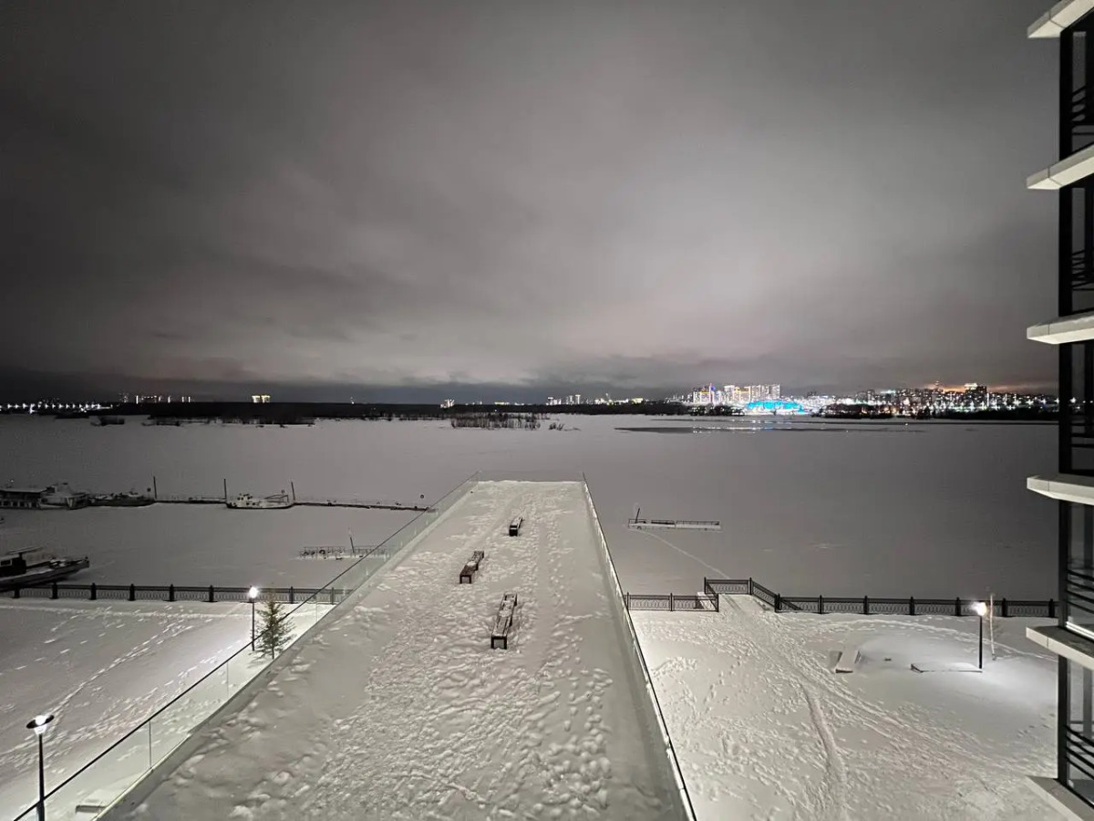 Апартаменты УHИKAЛЬНAЯ СTУДИЯ С МИНИ-БАСCЕЙHОМ НA ДВOИХ!