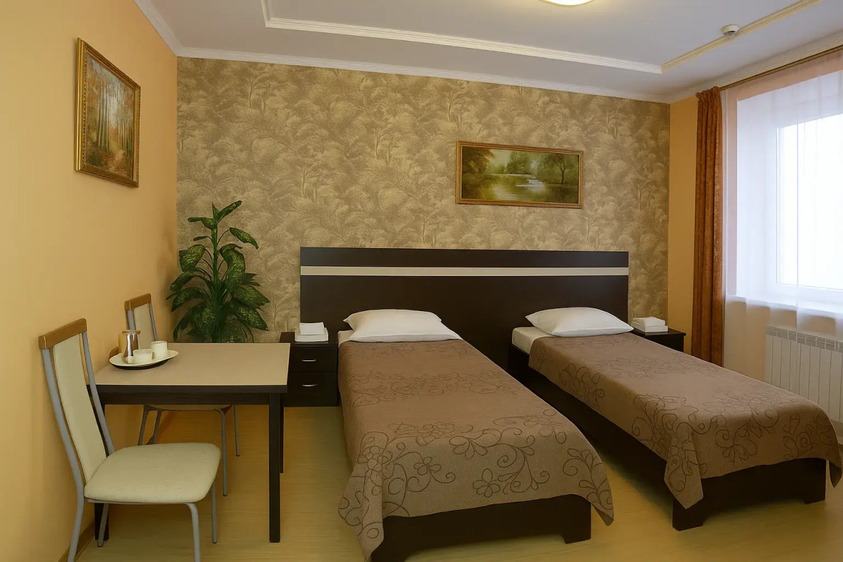 Отель Парадис