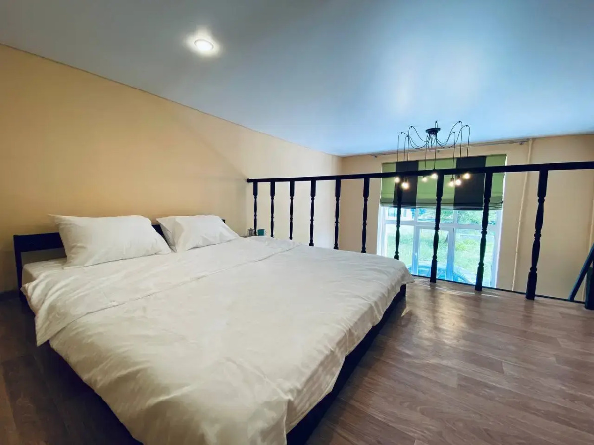 Апартаменты Room-Room Хользунова 40