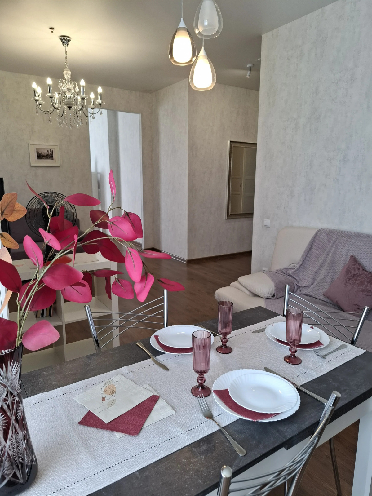 Апартаменты просторные 50 кв.м в КМ Tower Plaza