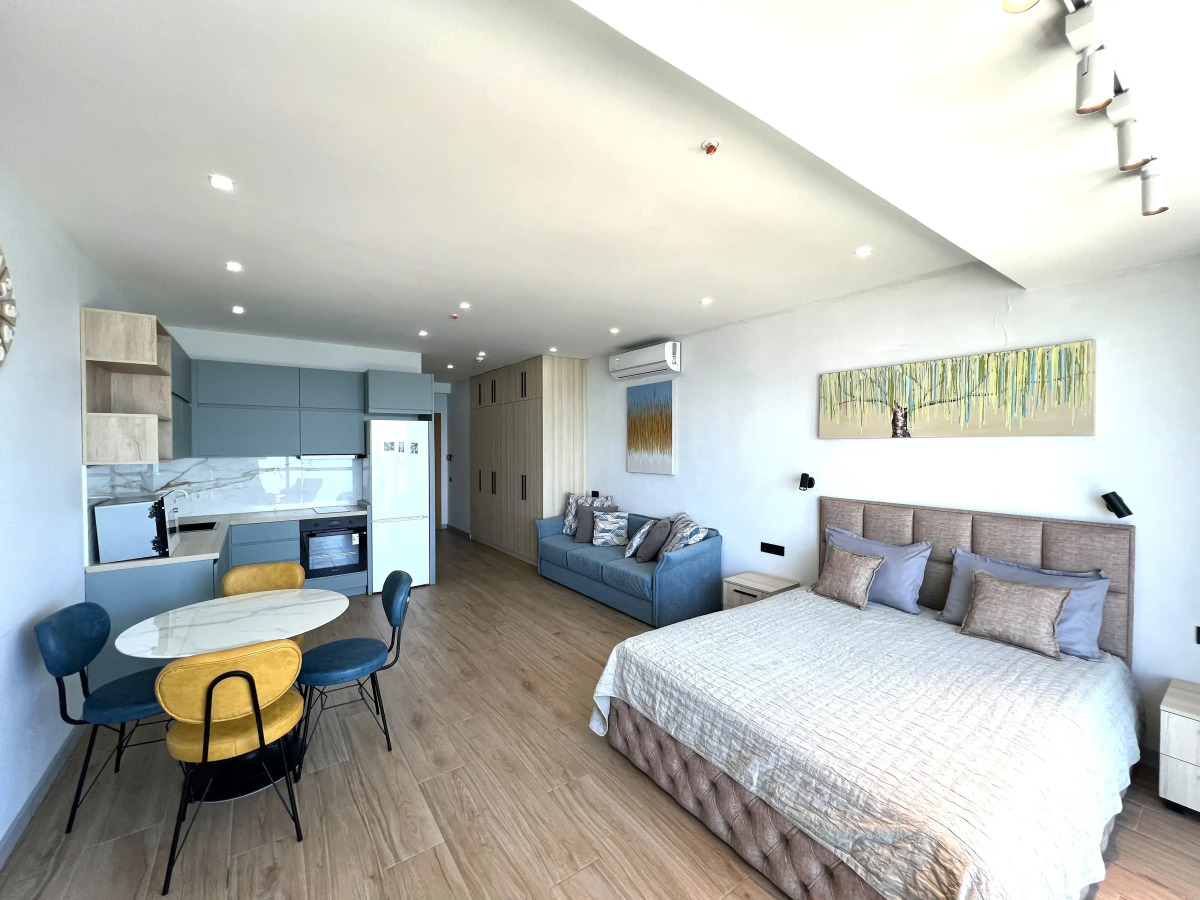 Апарт-отель на берегу моря, Porta Batumi Tower