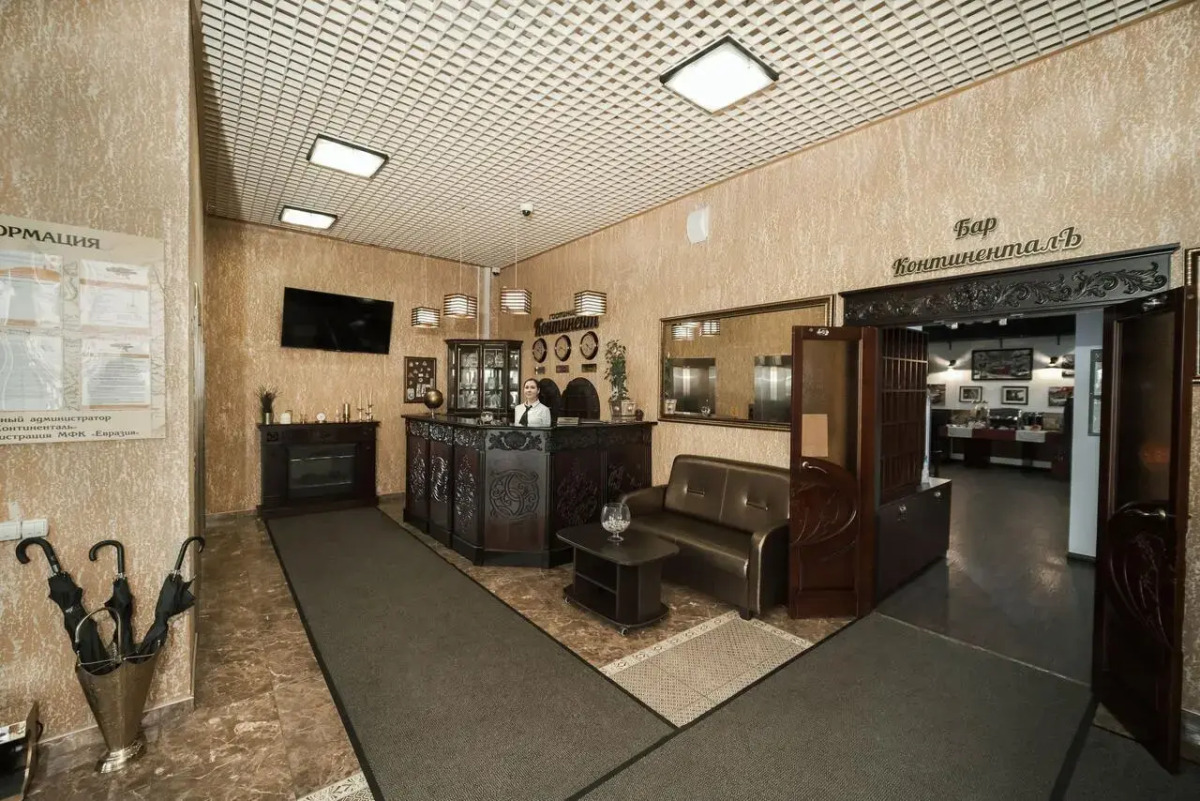 Отель Континент