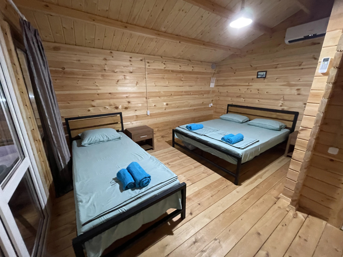 База отдыха Коттеджи в Старой Гагре