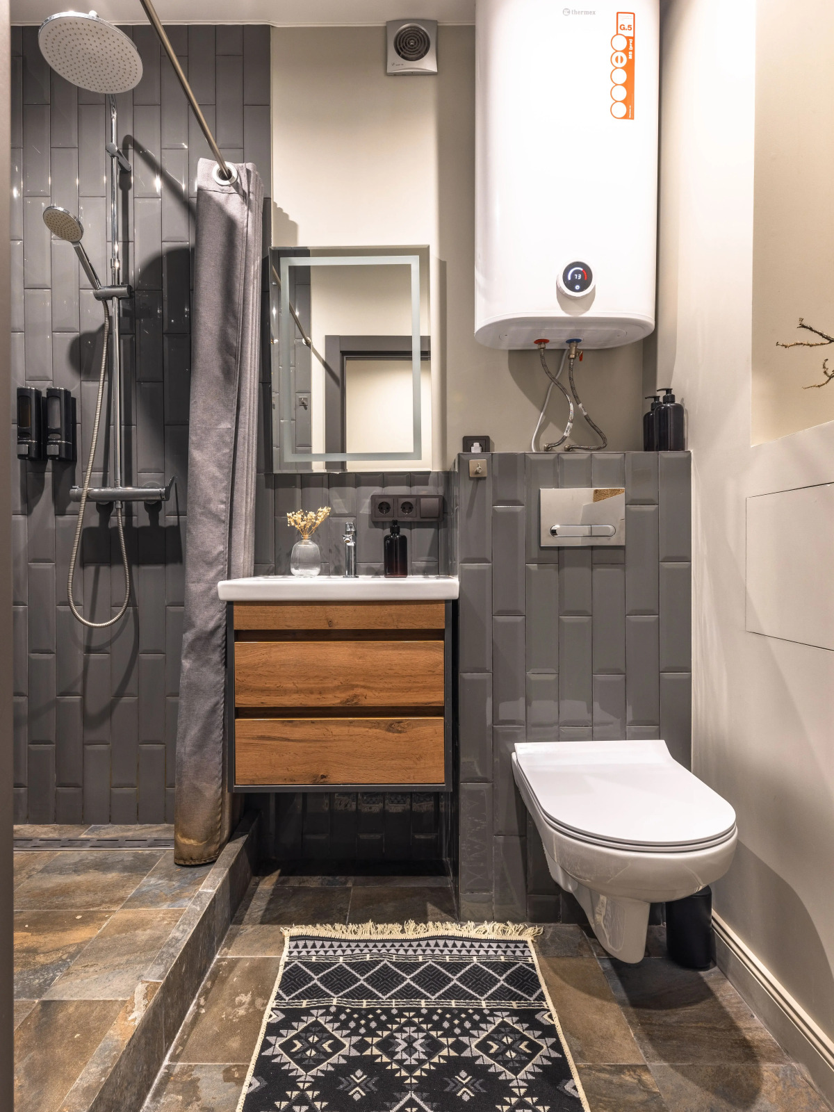 Комфортная двухкомнатная квартира в самом центре