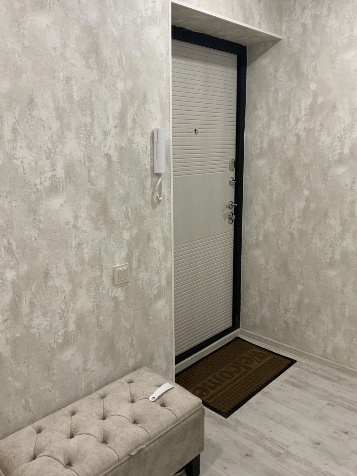 Апартаменты двухкомнатные в центре Владивостока