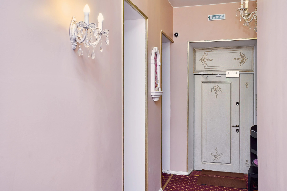 Апартаменты у Невы