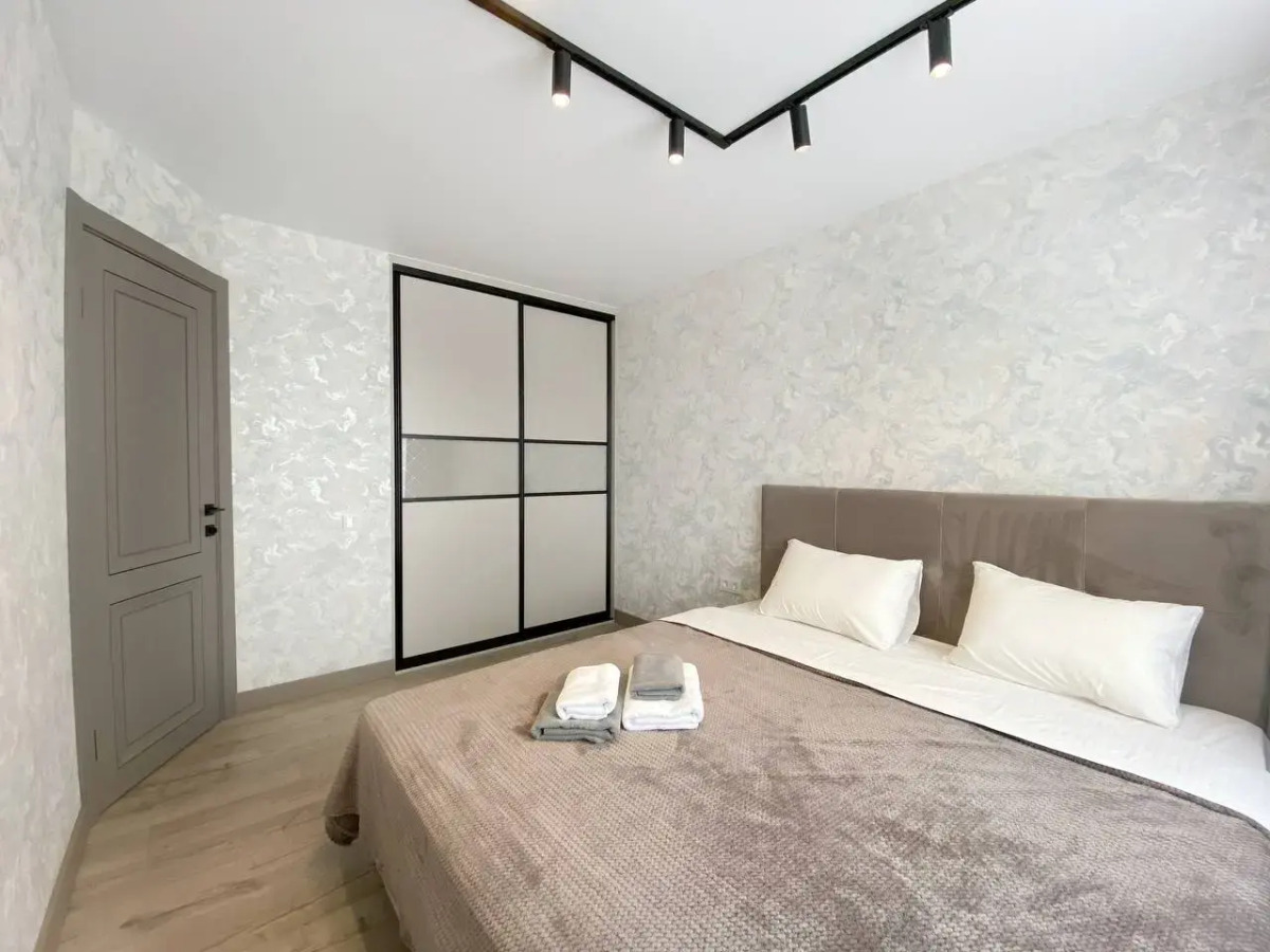 Квартира Стильная Двухкомнатная с Видом на Море во Владивостоке