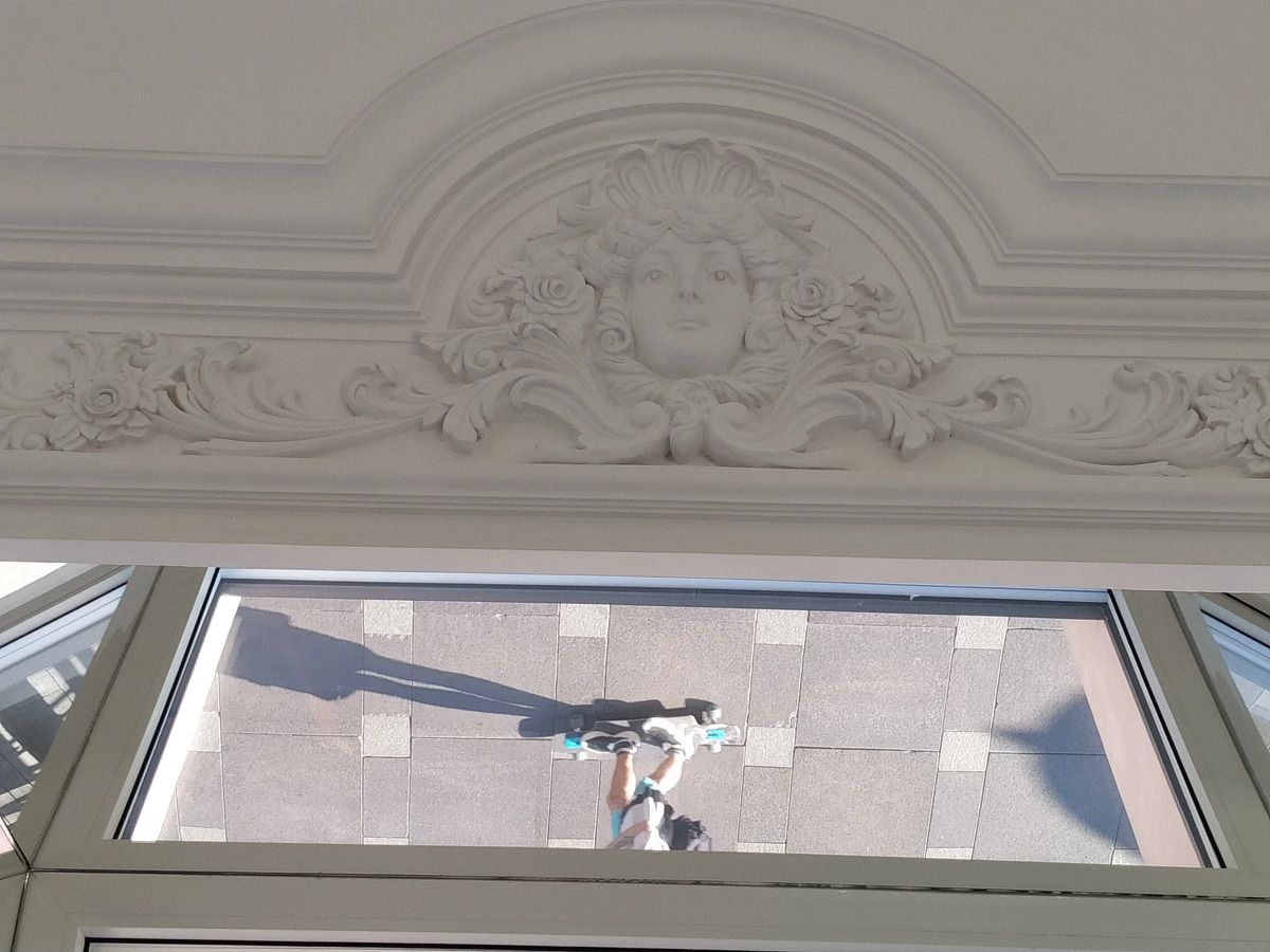 Апартаменты Двухъярусные Белоснежные на Невском 96