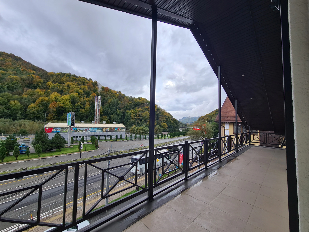 Апартаменты Двухкомнатные семиместные с видом на горы