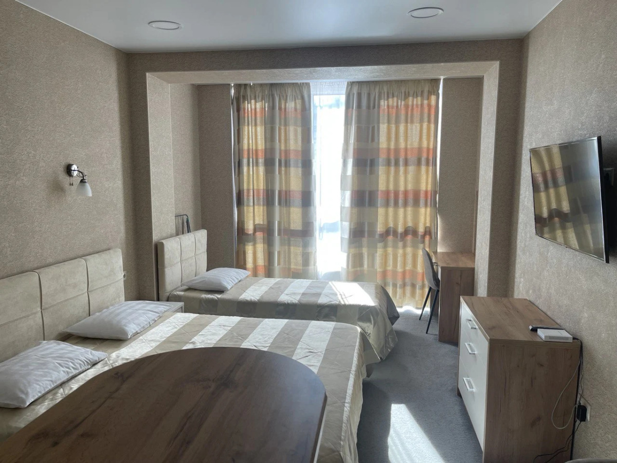 Апартаменты у моря с видом на бассейн