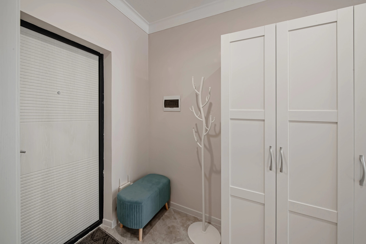 Апартаменты Студия у Станции Метро Грушевка