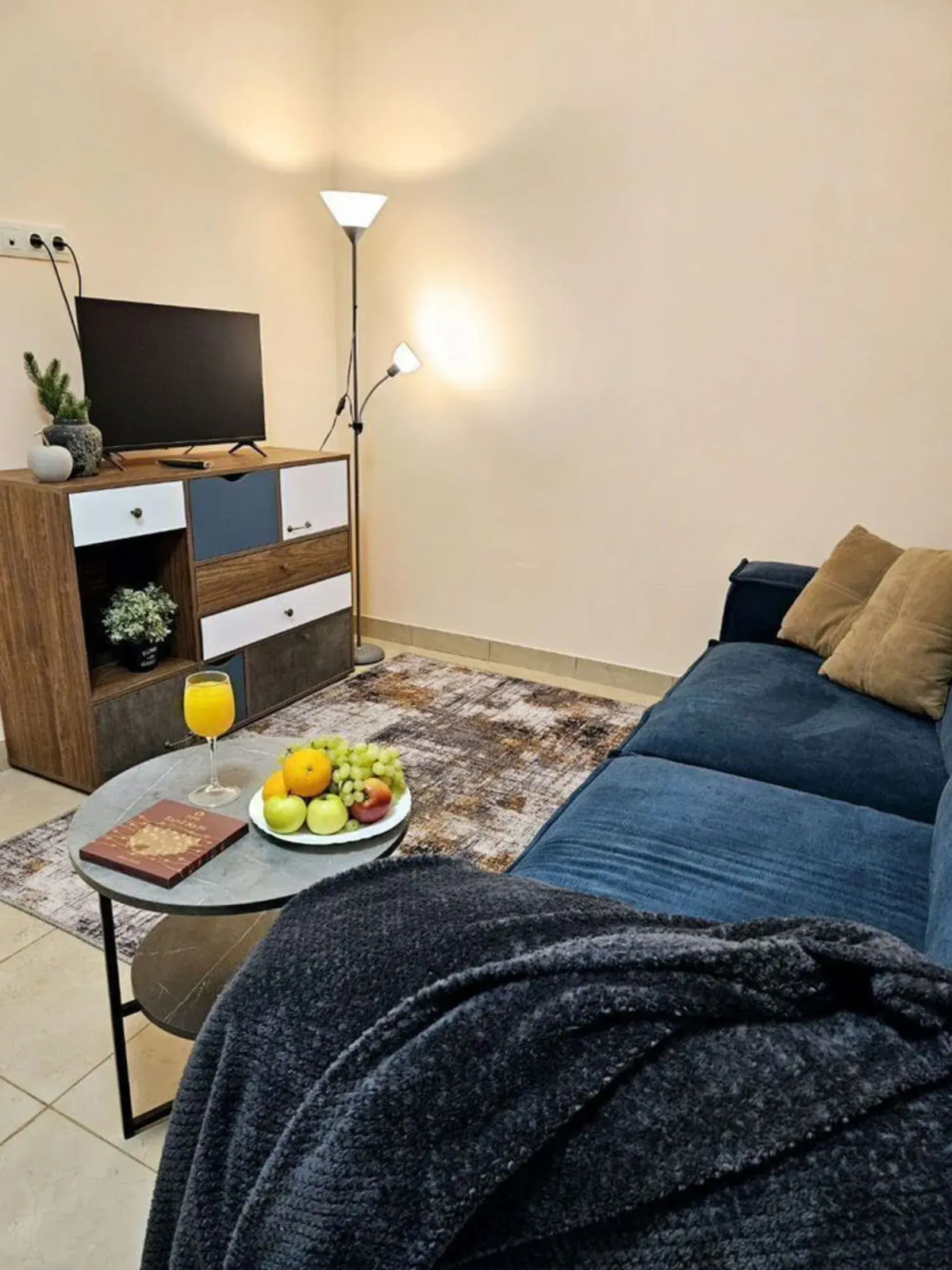 Квартира на Угличской 19