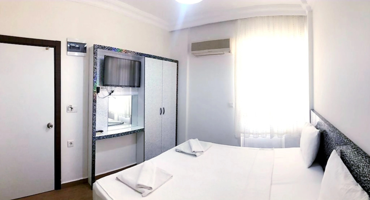 Отель Lavin Garden