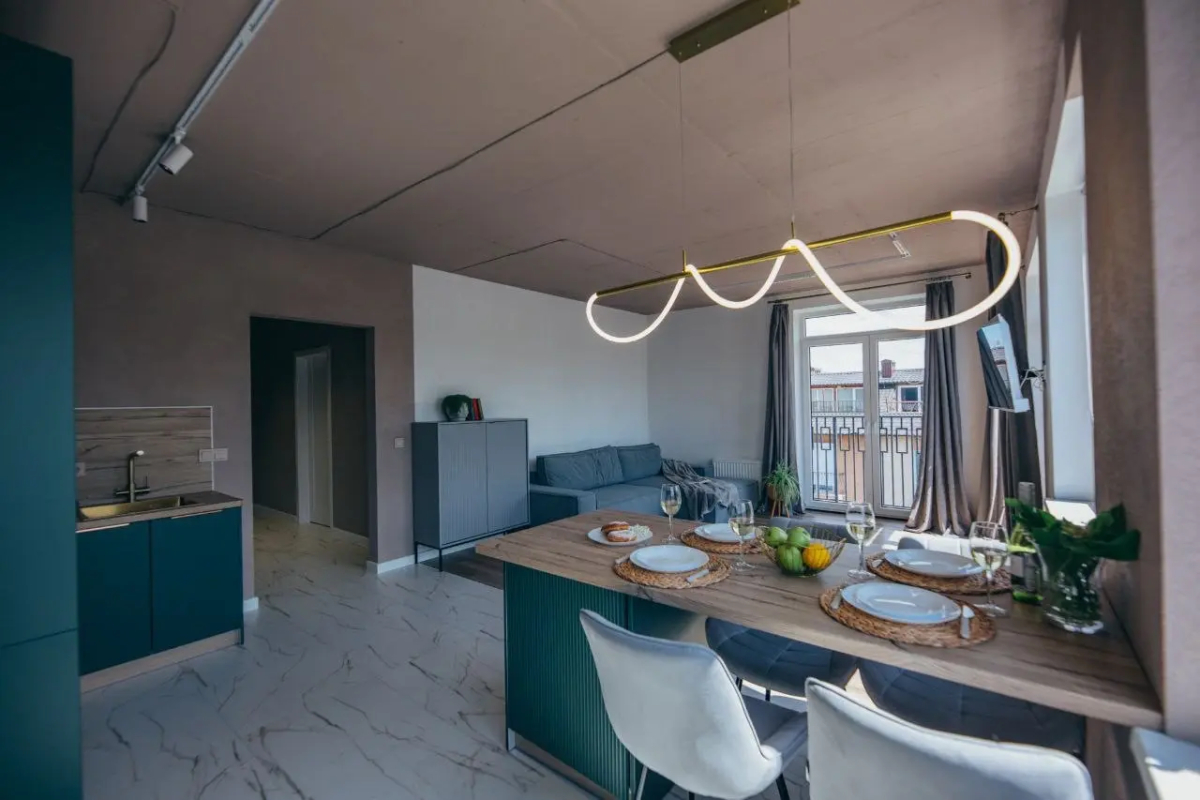 Квартира двушка в 100 метрах от моря