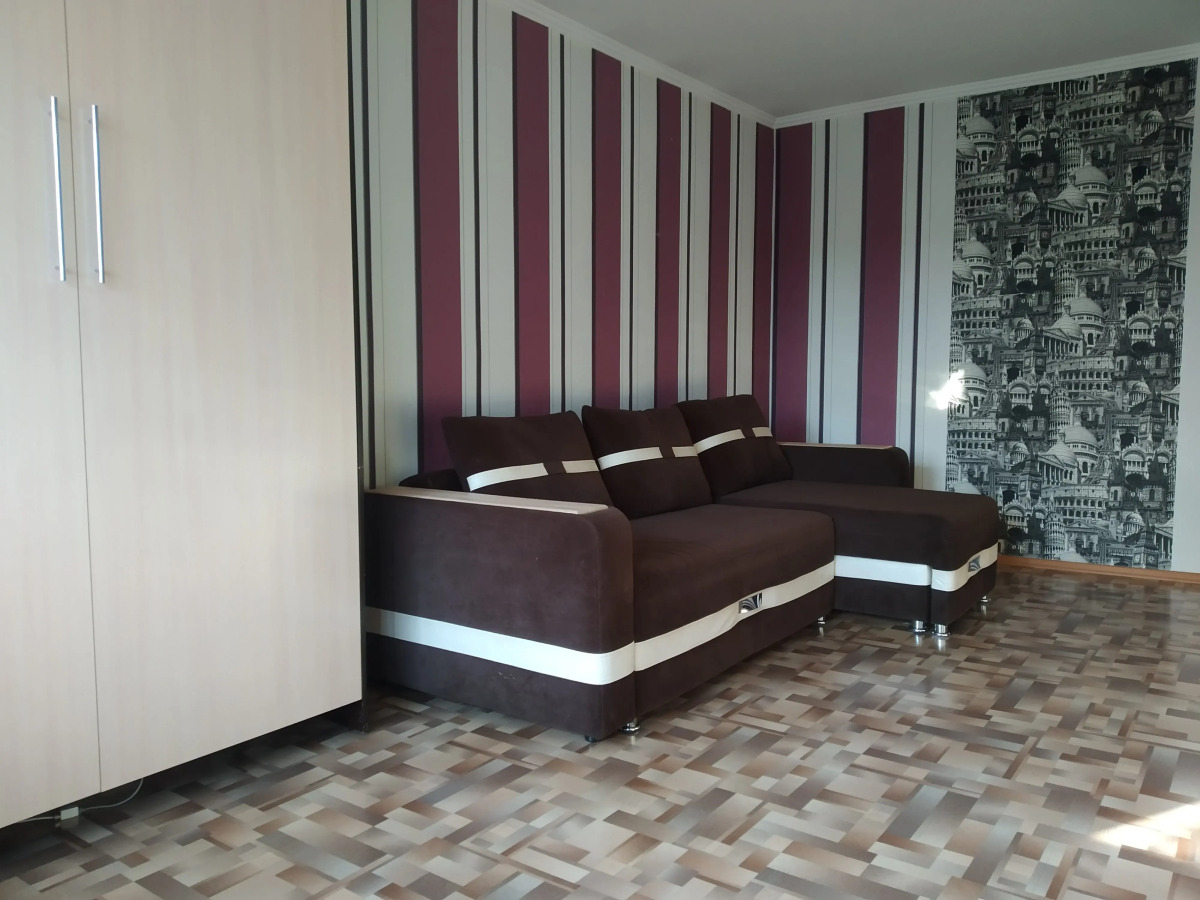 Квартира Две подушки 2+2 на Ленина,125А