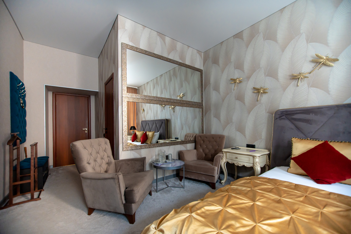 Апартаменты на Невском 136