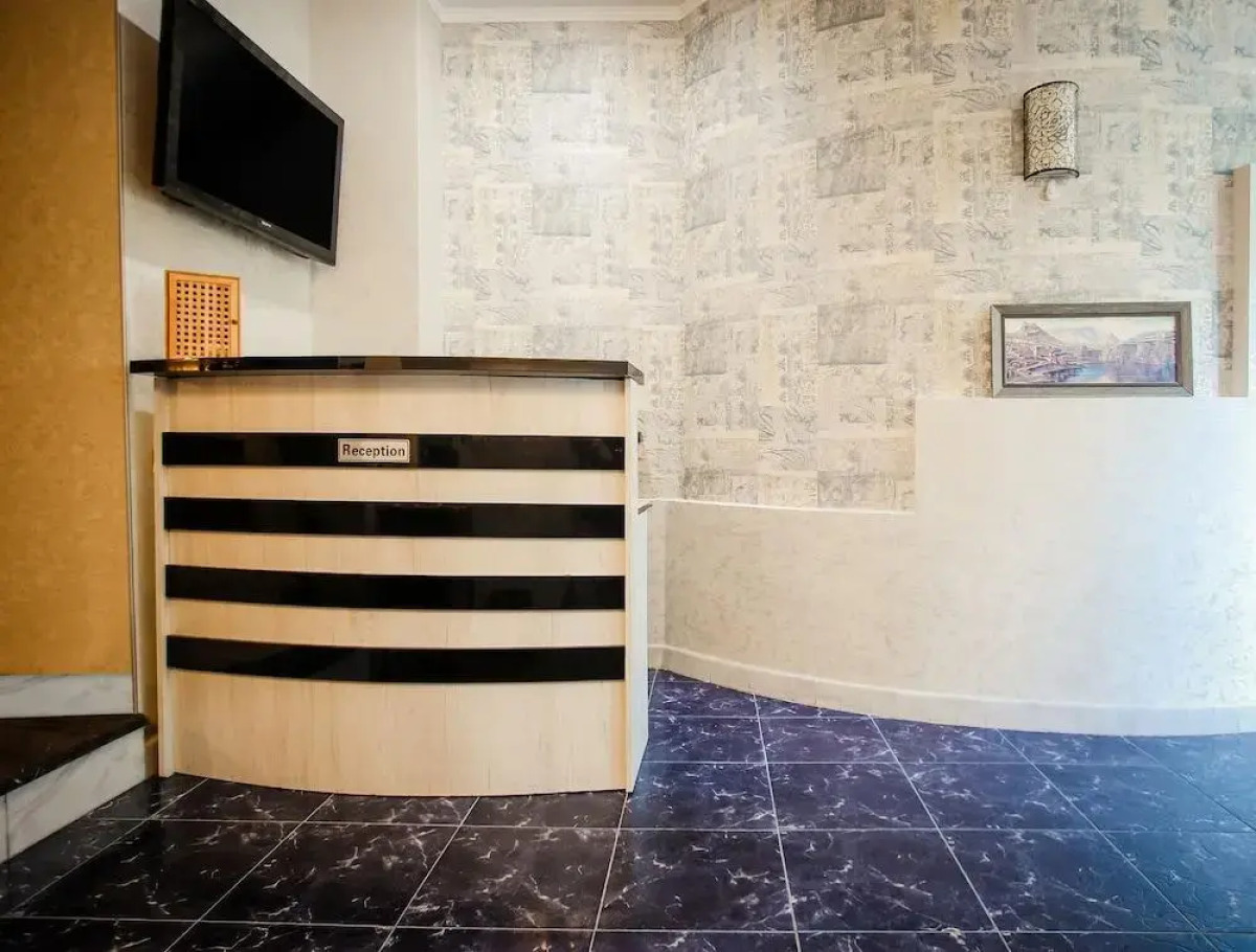 Отель Toma's House