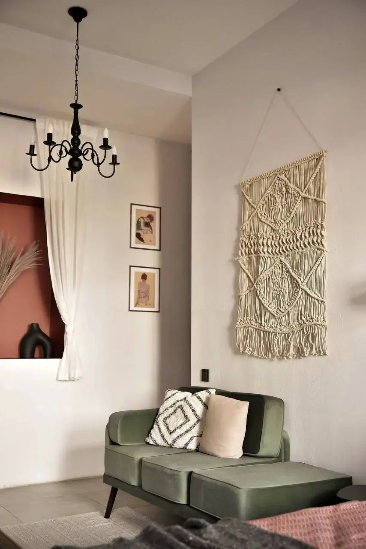 Апартаменты на Вознесенском проспекте рядом с Никольским собором.