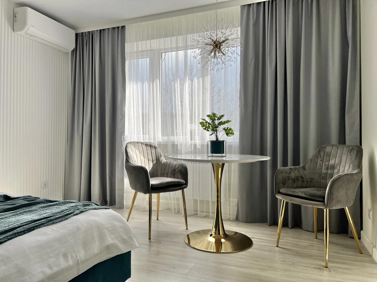 Апартаменты Золотая Рыбка в центре, Zoya-Apart