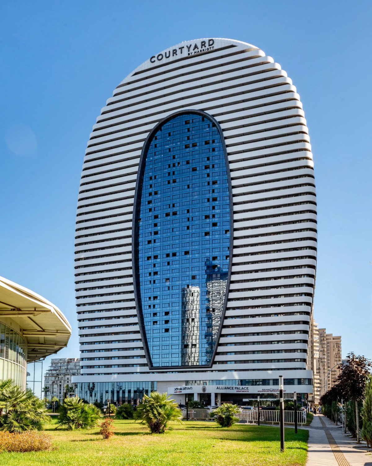 Квартира Vintage Haven Studio - Bohemian Style in Alliance Palace