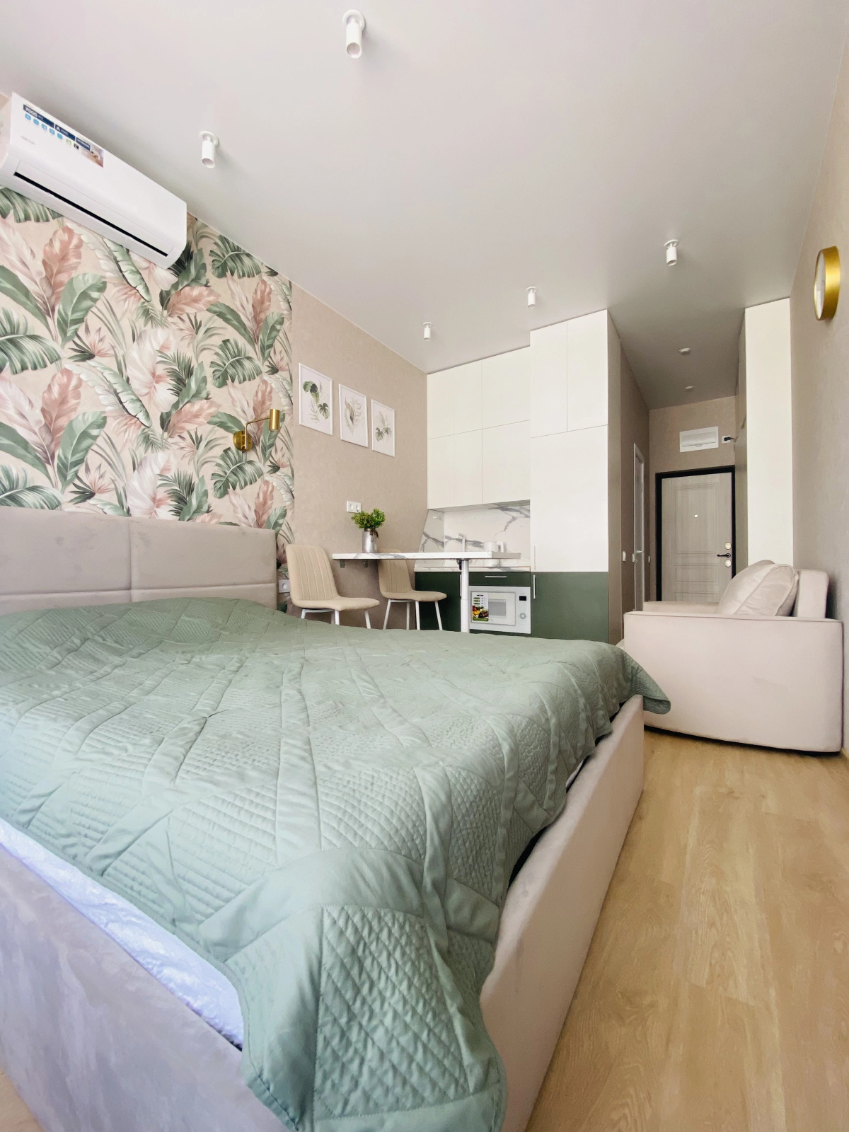 Апартаменты Монро