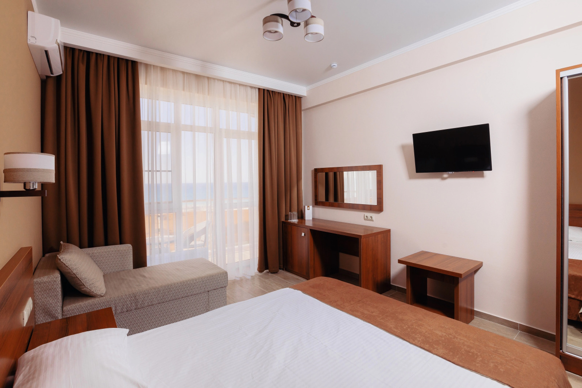 Отель Гостиничный комплекс Family Pride Inn