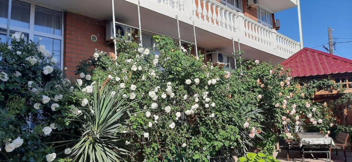 Гостевой дом на Садовой 62