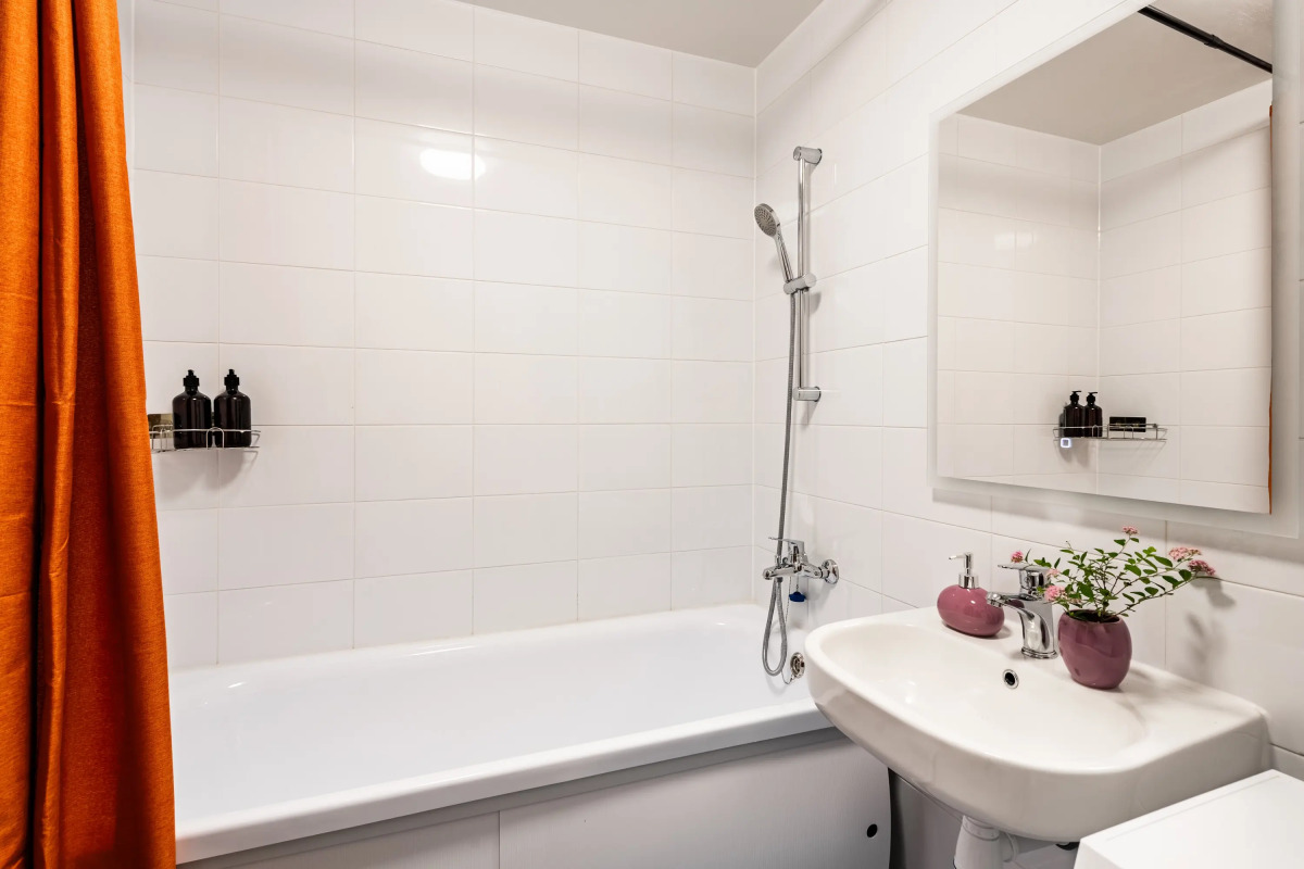 Квартира Гуашь Художника с видом на город