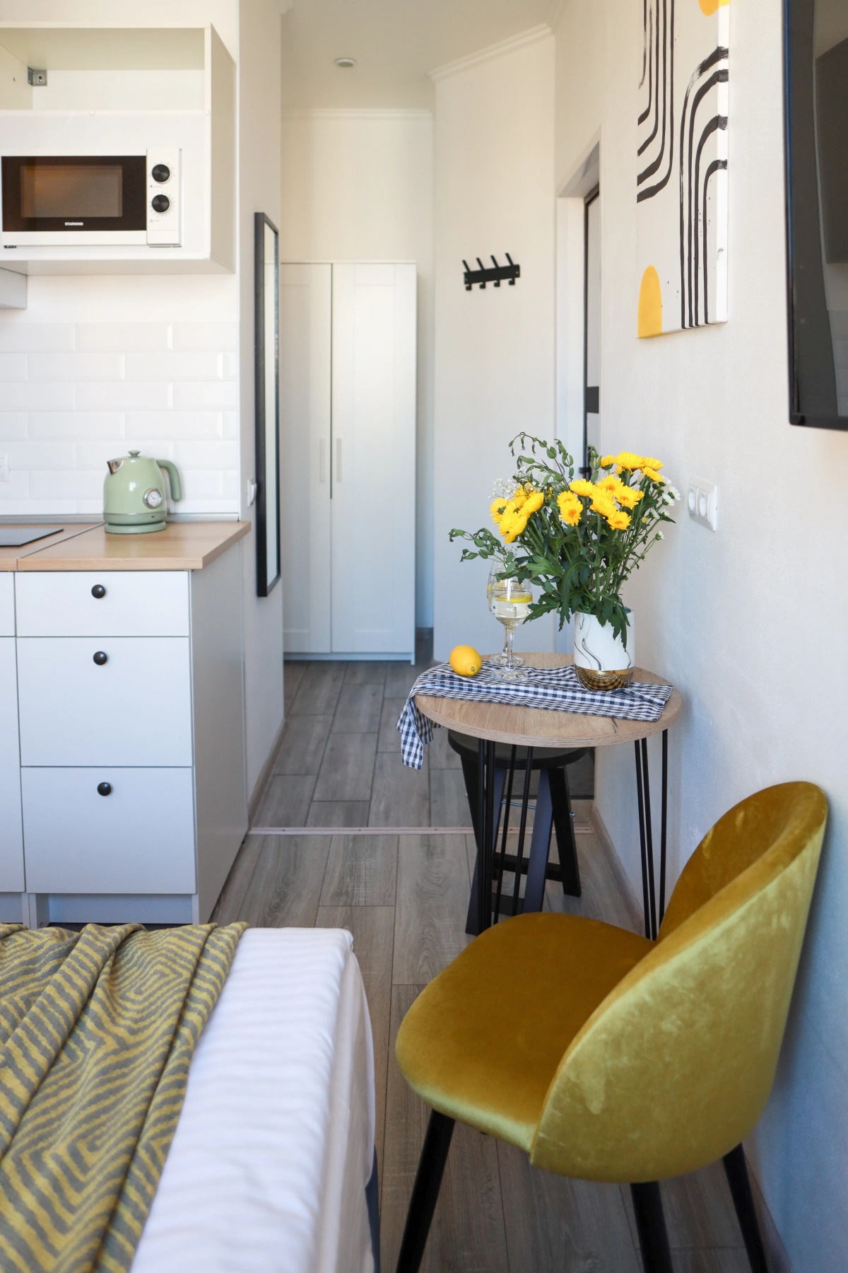 Апартаменты Смольная, 44к2 (164)